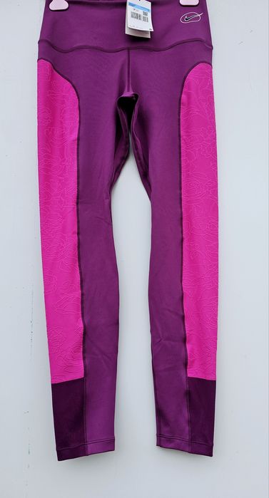 Nike оригинален жестол дамски клин М размер