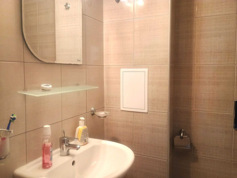 Първа линия на южния плаж на Несебър с  гледка, басейн и паркинг