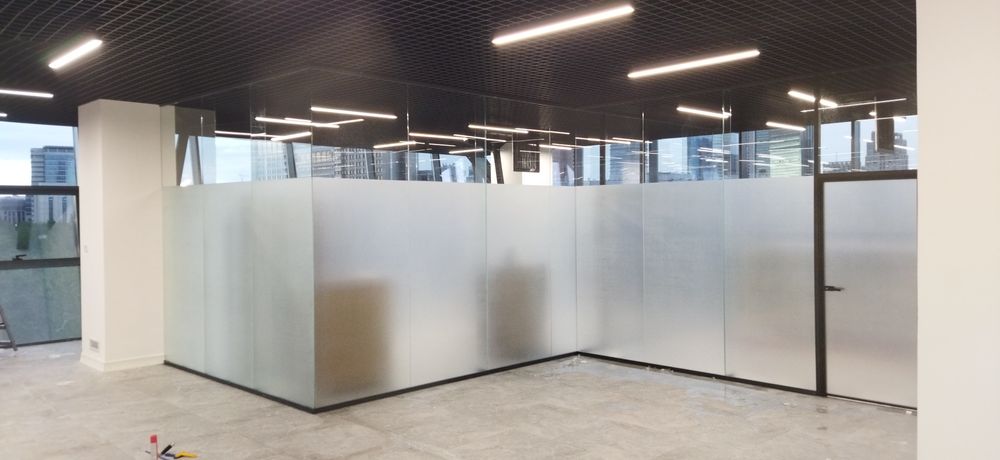 Тонировка окон и стекол