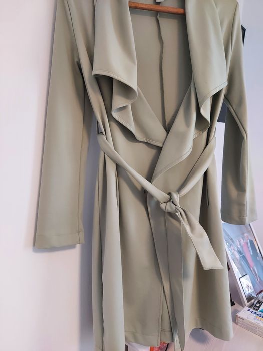 Trenci  de primăvară nou