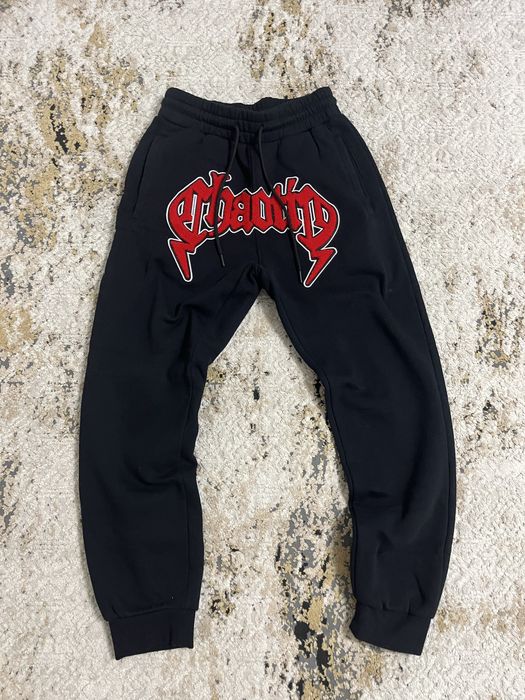 Pantaloni de trening