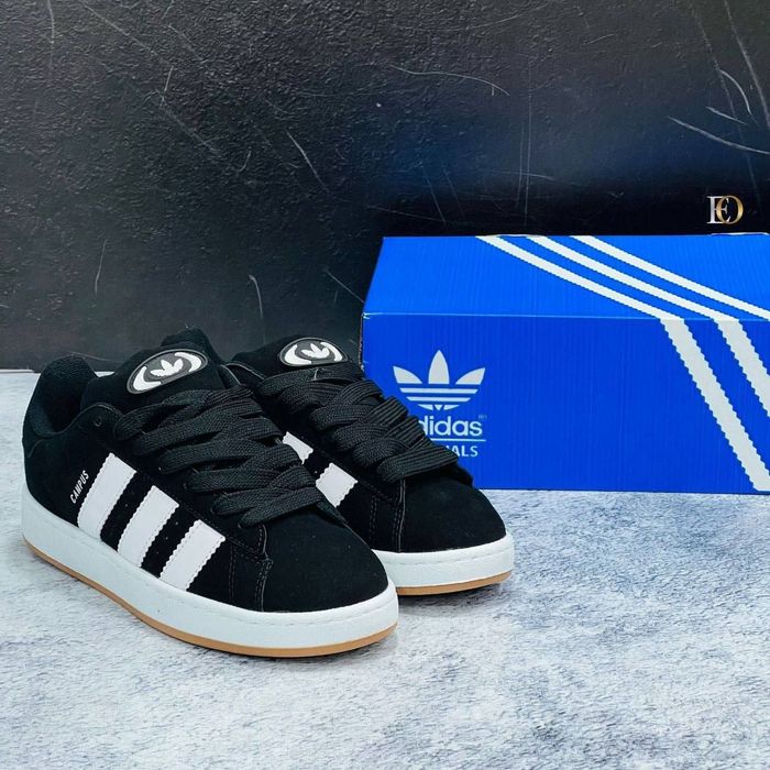 Adidasi barbati Pe comanda aly