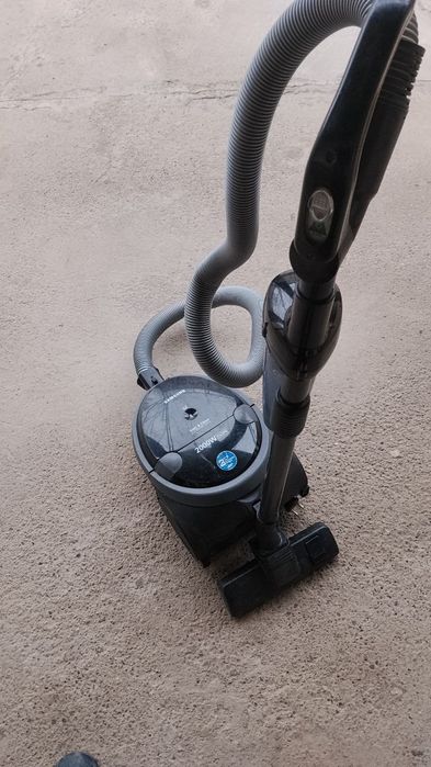 Пилисос новий 2 раза использовали есть ишо один поэтому продаю