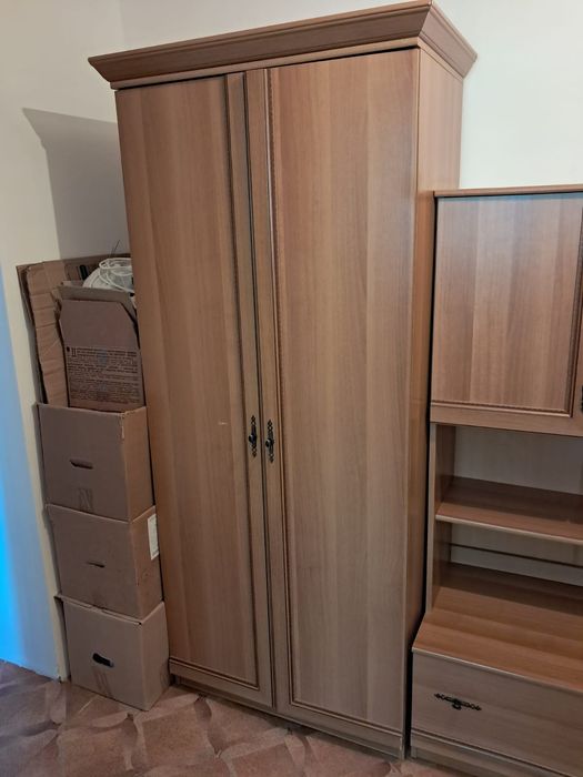 Продам гарнитур.