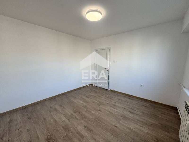 Продава се Тристаен апартамент в Варна, Младост 1 - 61 кв.м за 2509 €/кв.м - Снимка #2