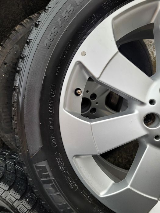 Jante 18  originale Mercedes cu anvelope Michelin