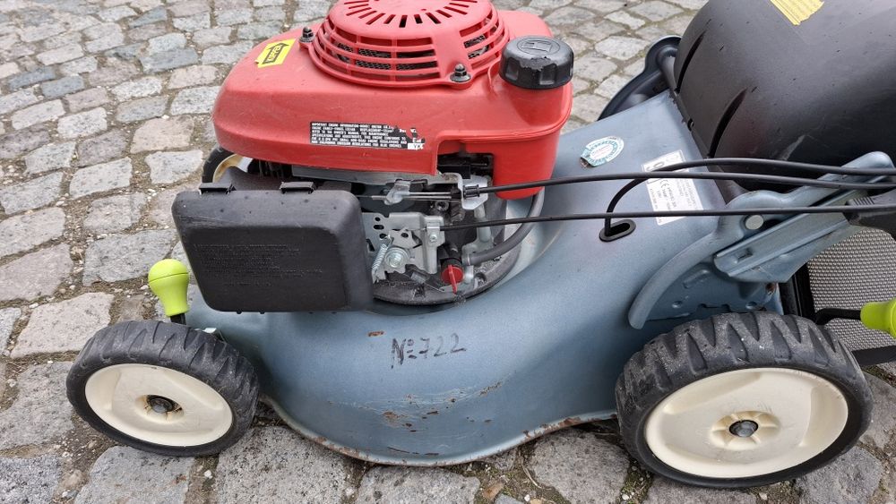 Самоходна косачка ХОНДА