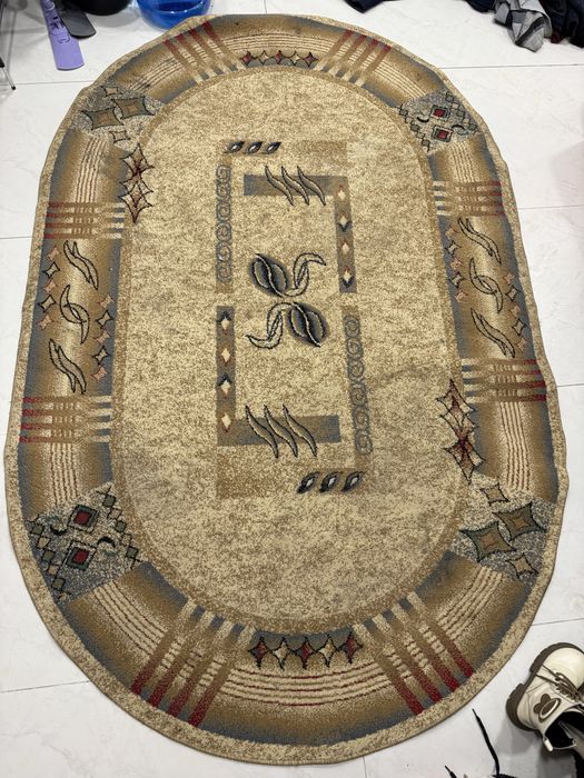 Продаю ковёр в хорошем состоянии