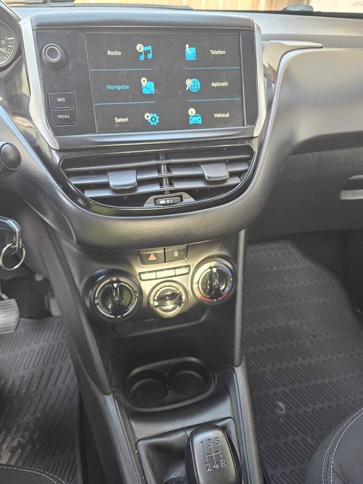 Peugeot 208 / 2020 / 1.5 Diesel / Euro 6 / 100 Cp / Kit Ambreiaj nou