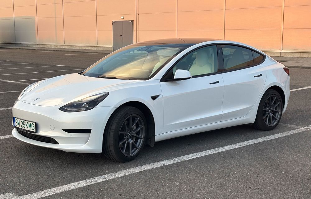 Tesla Model 3 SR+ LFP • Interior Alb • Full STEK PPF • Carlig