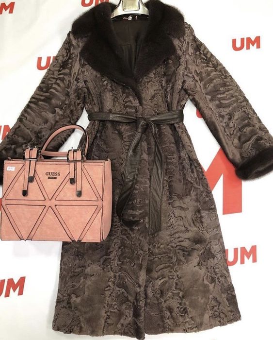 Шуба каракуль