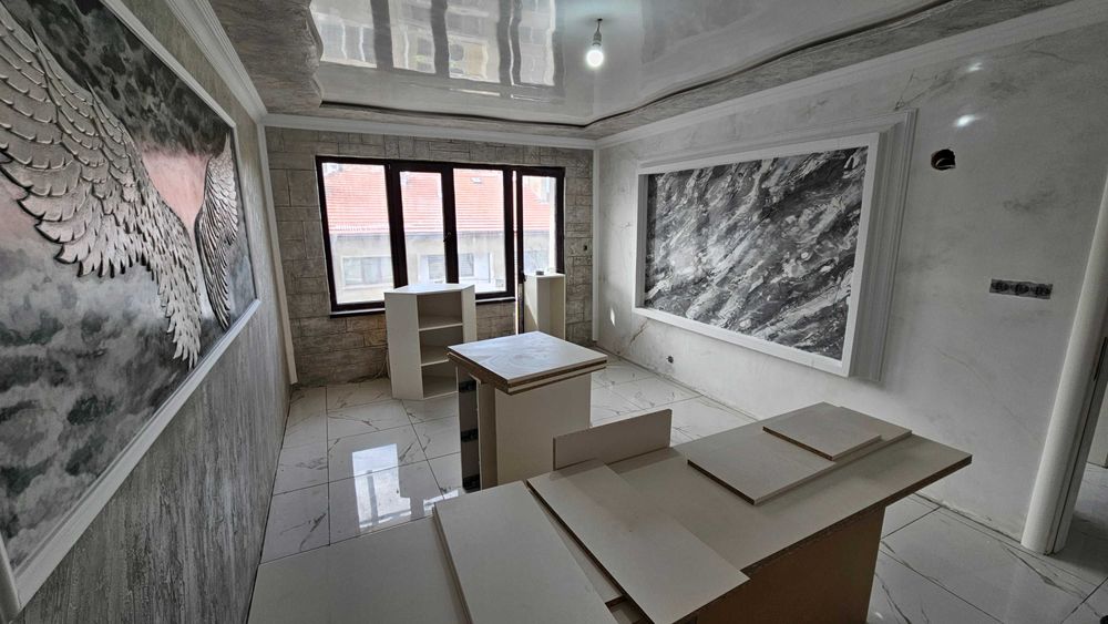 1289-Продава се тристаен разширен апартамент в центъра на града!