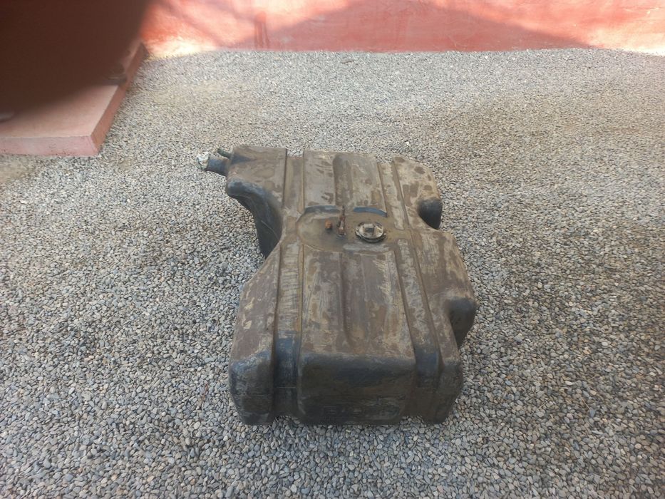 Belarus 12.21 dizel baki sotiladi