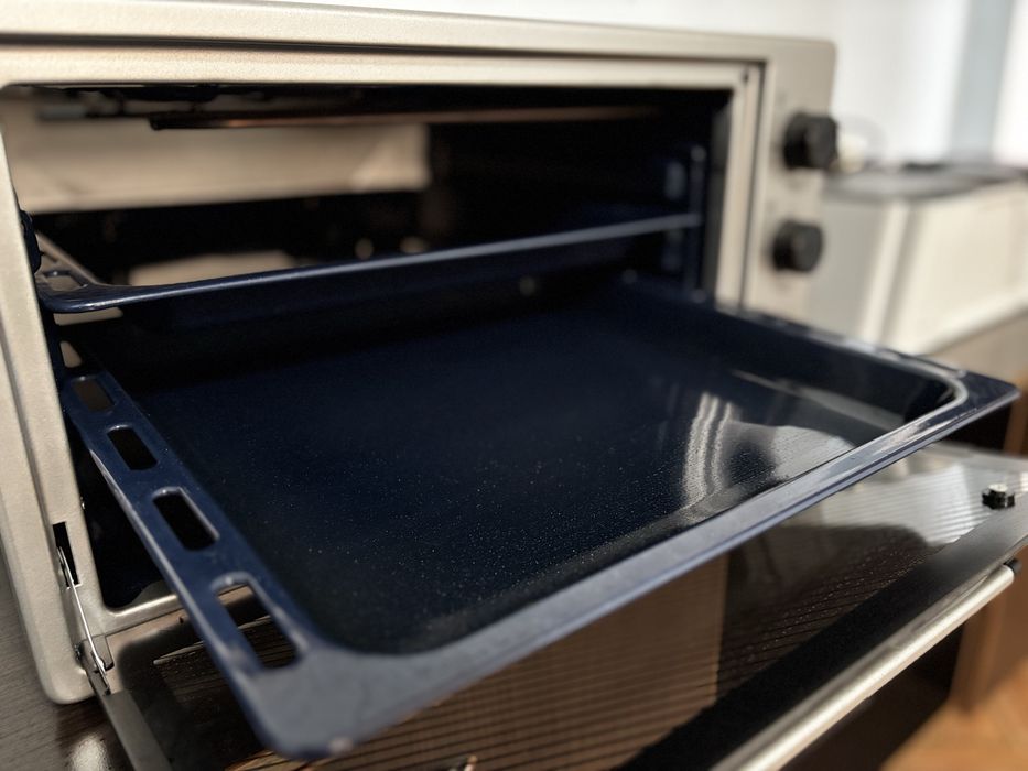 продается мини-печь ARG