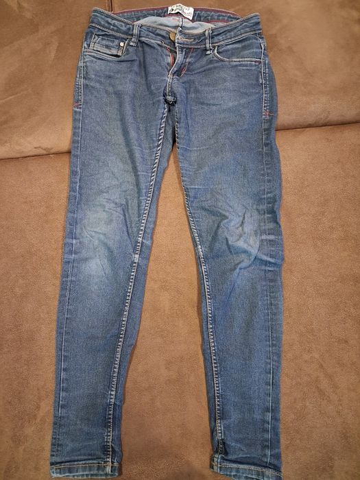 Лот дамски дънки за 10 Евро