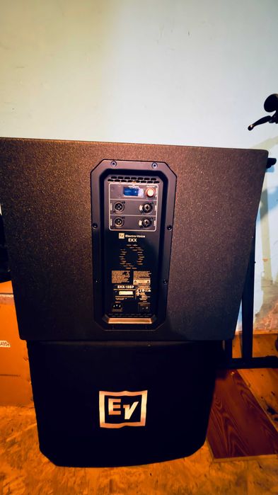 Electro-Voice EKX 15SP subwoofer activ  bas