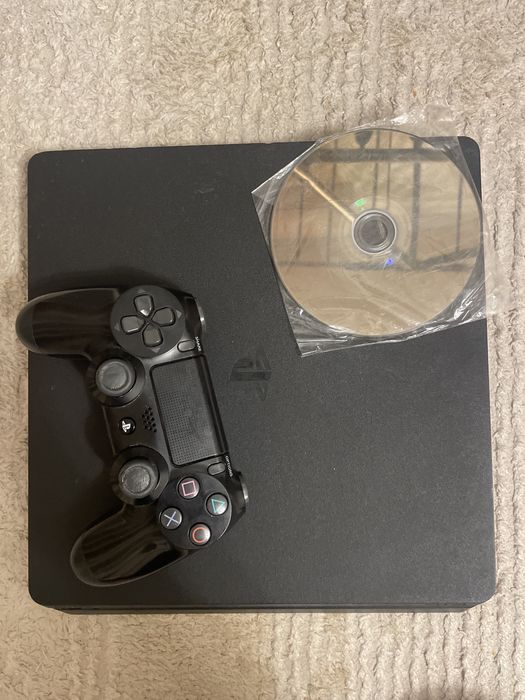PlayStation4 slim 1tb