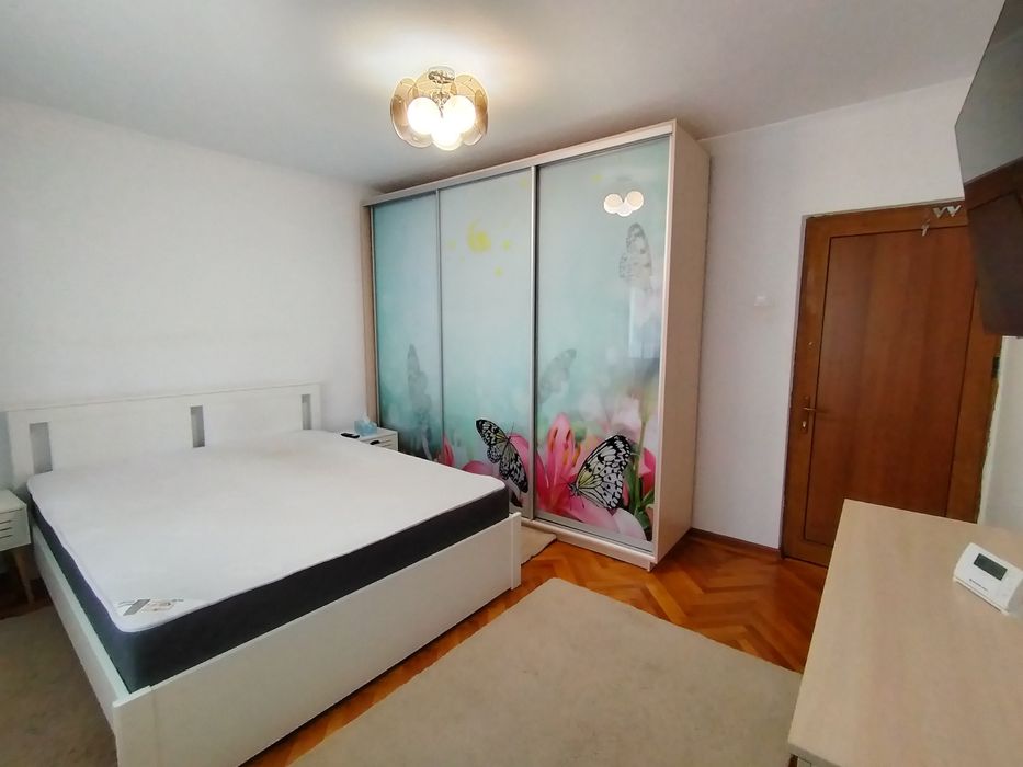 Inchiriez ap 2 camere Gavana 3  vizavi de parc lumina