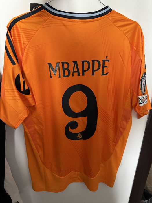 Tricou Mbappe Real Madrid third kit portocaliu fotbal badge uri ucl