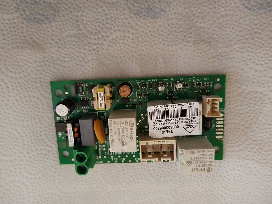 Placa de comanda pentru boiler și centrala Ariston