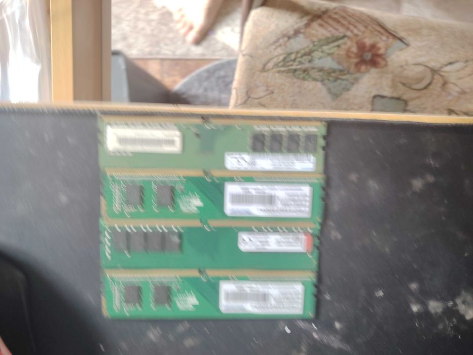 Componente PC ieftine – i5 7500, i3 8100, RAM 4GB/8GB