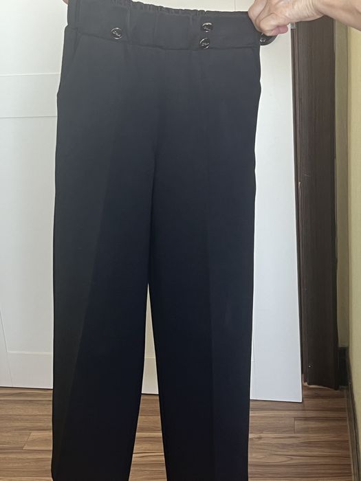 Продам брюки школьные для девочки, рост 140-146