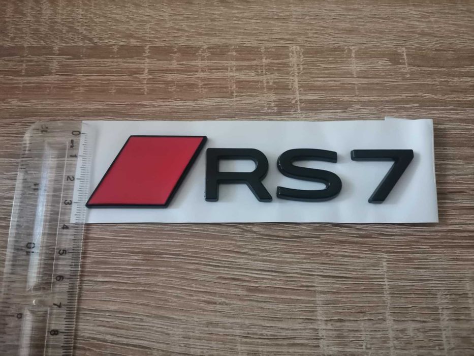 емблема Audi RS7 нов стил черно с червено