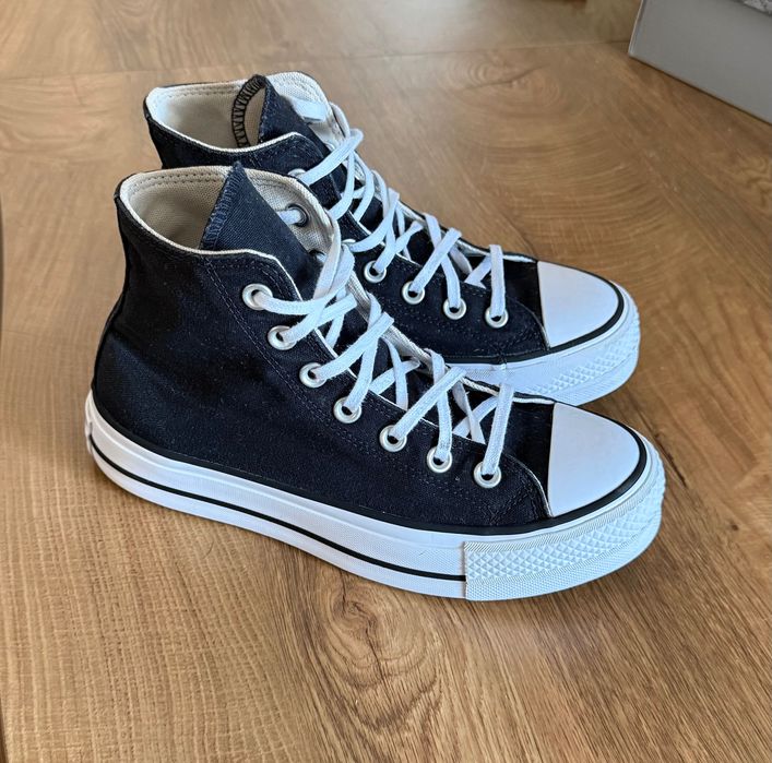 Дамски обувки Converse