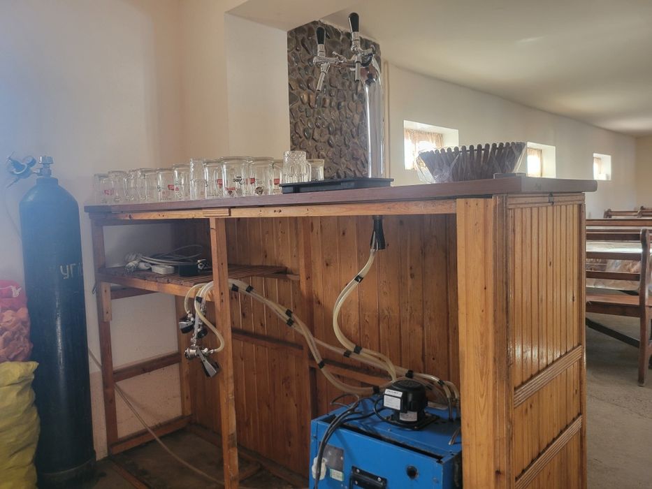 Пивной аппарат сотилади. Хамма нарсаси бор.