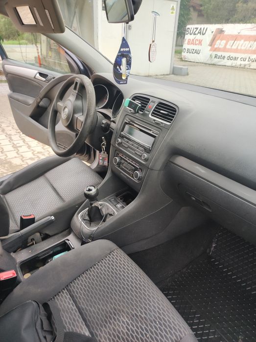 VOLKSWAGEN Golf 2010 — imagine 3