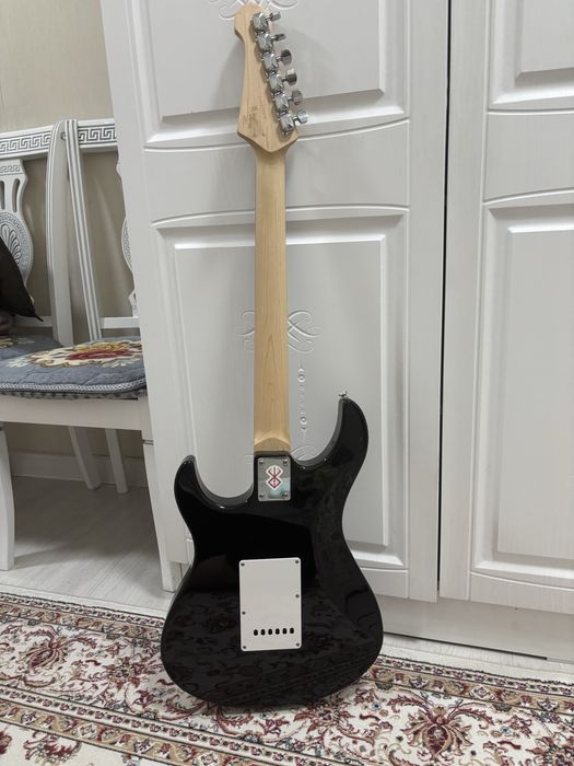 Yamaha pacifica 012