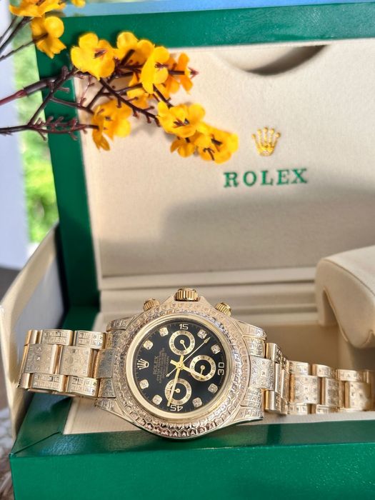 Золотые часы ювилирное изделие