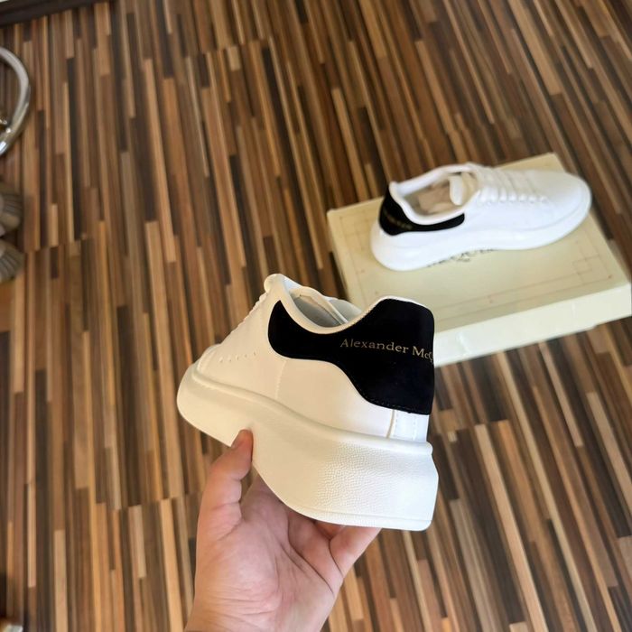 Adidasi Alexander McQueen Black/White Velvet