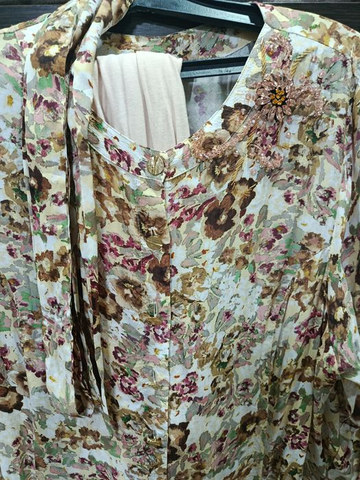 Продам красивое женское платье