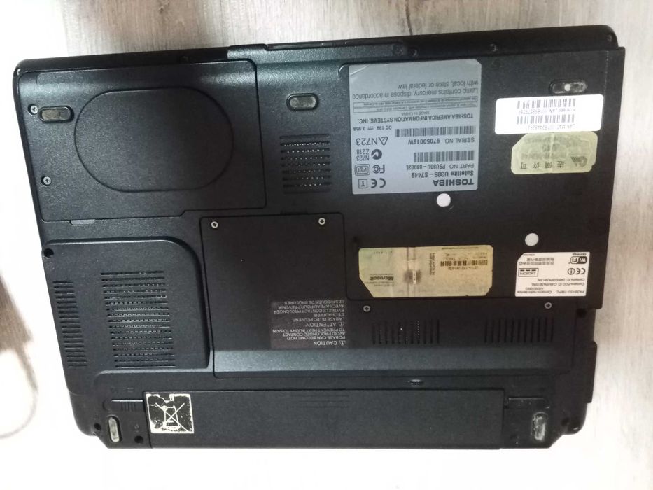 Лаптоп Тоshiba използван, работещ