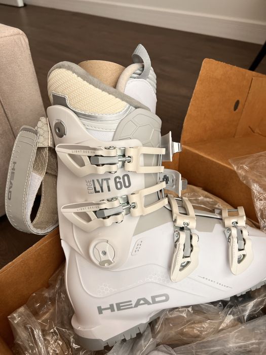 Clăpari schiuri head femei, Ski