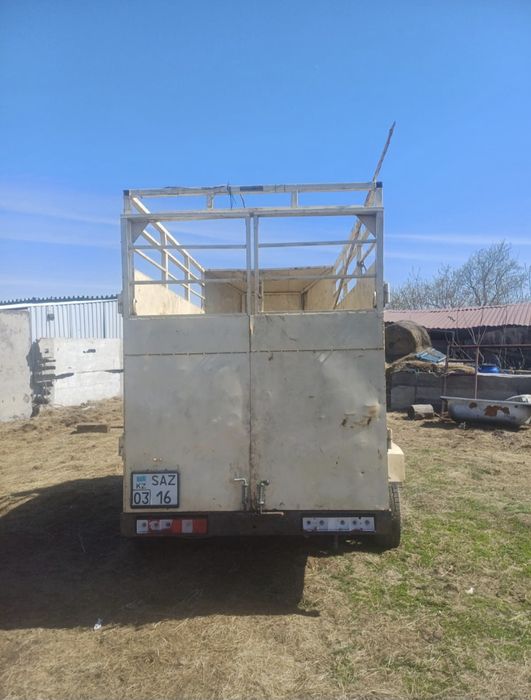 Продам Прицеп-коневозку