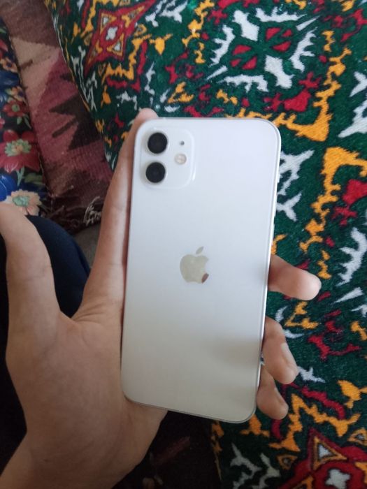 Iphone 12 sotiladi