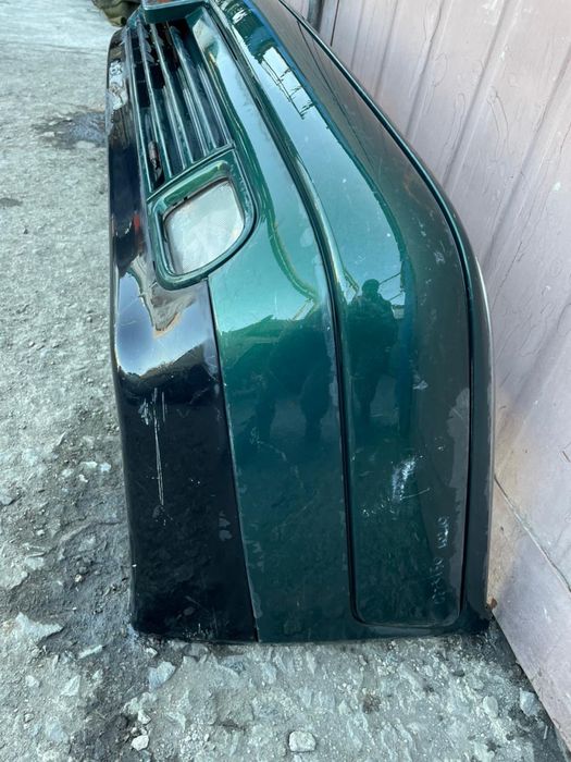 Бампер передний Мерседес 210