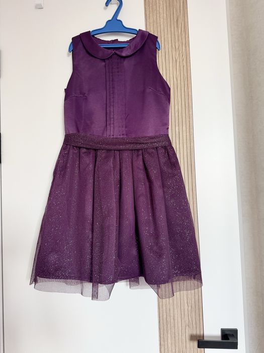 Нарядное платье Next на девочку 135-140 рост.