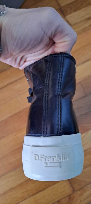 Ghete negre noi marimea 38