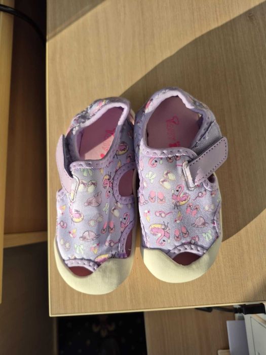 пантофи ясла / детска градина / сандали