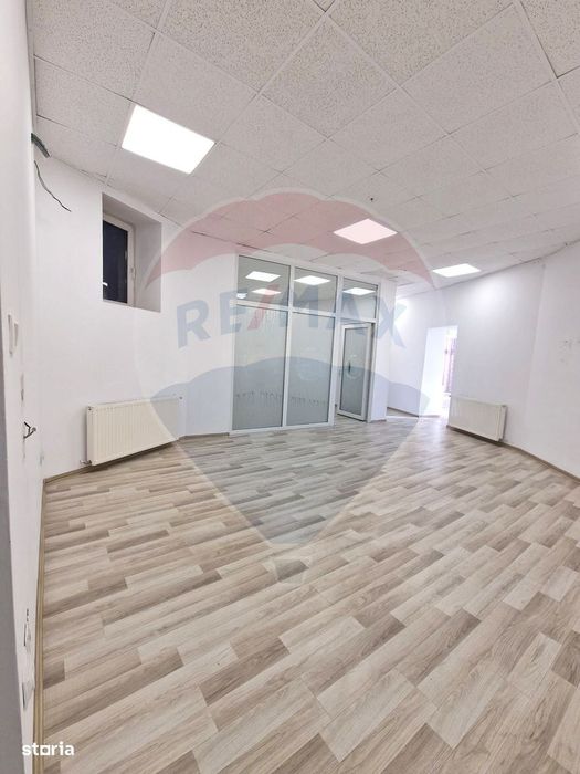 Spațiu de închiriat 405 mp | Parcare | Zona Vitan Dristor Sector 3