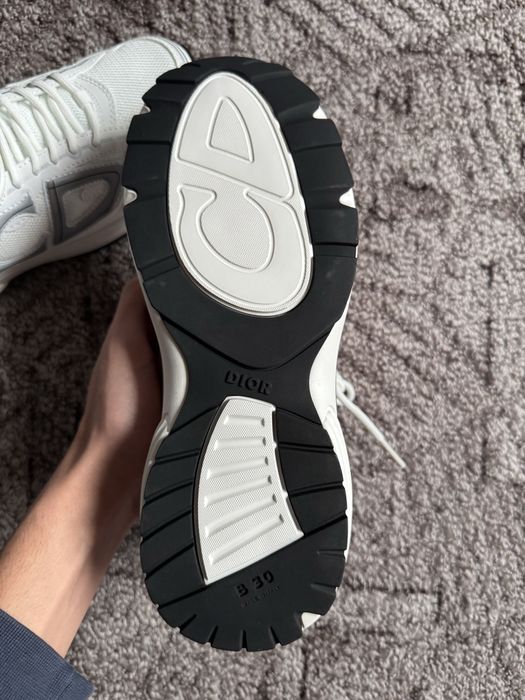 Vand adidași Dior B30