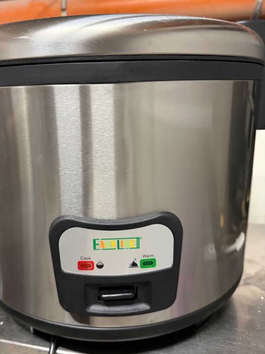 Професионална машина за готвене на ориз