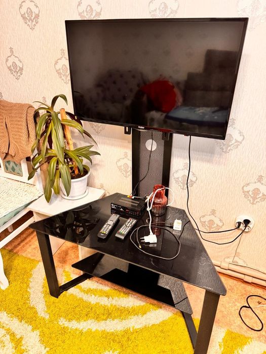 Подставка под телевизор