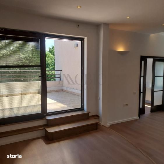 Apartament 5 camere / Parc Kiseleff / Vilă interbelică