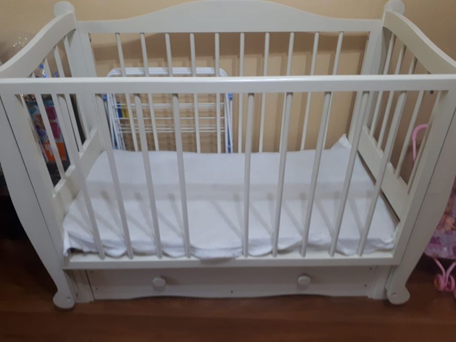 Кроватка детская