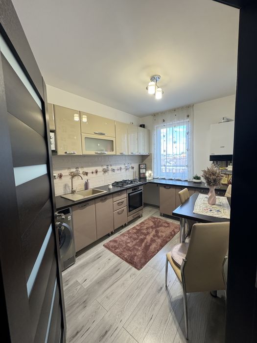 Apartament cu o camera de inchiriat
