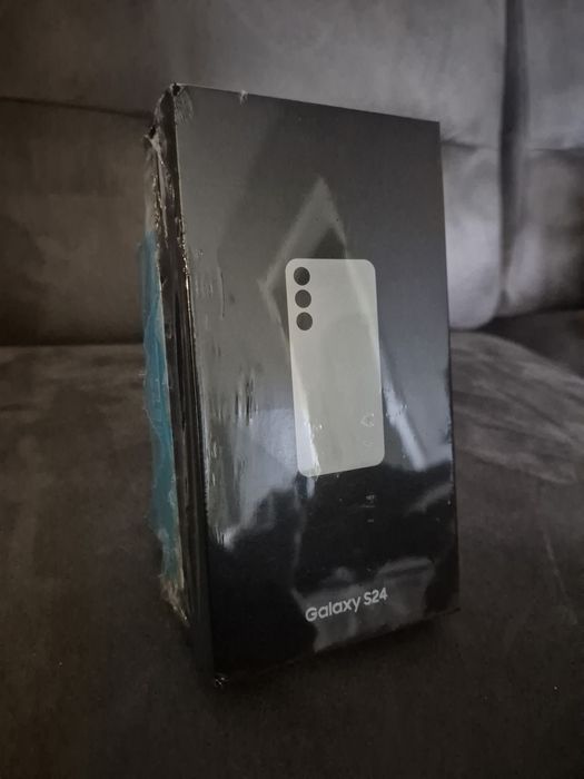 Samsung Galaxy S24 ЧИСТО НОВ НЕОТВАРЯН 256GB Marble Grey